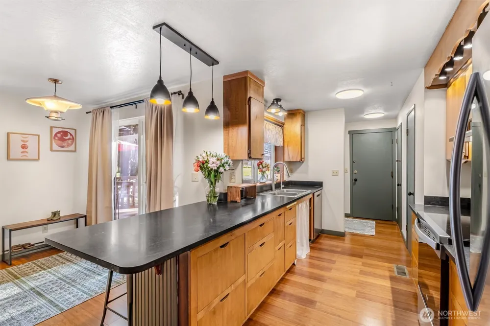 28802 Fern Bluff Road Monroe, WA 98272