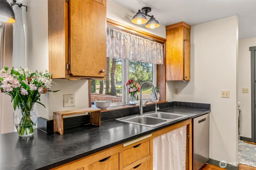28802 Fern Bluff Road Monroe, WA 98272