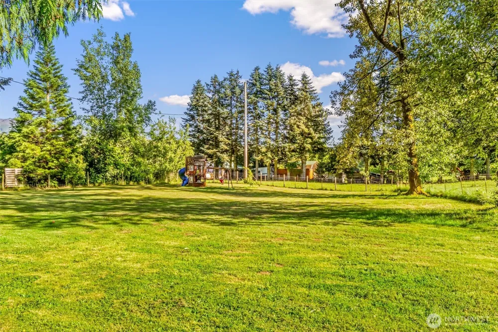 28802 Fern Bluff Road Monroe, WA 98272