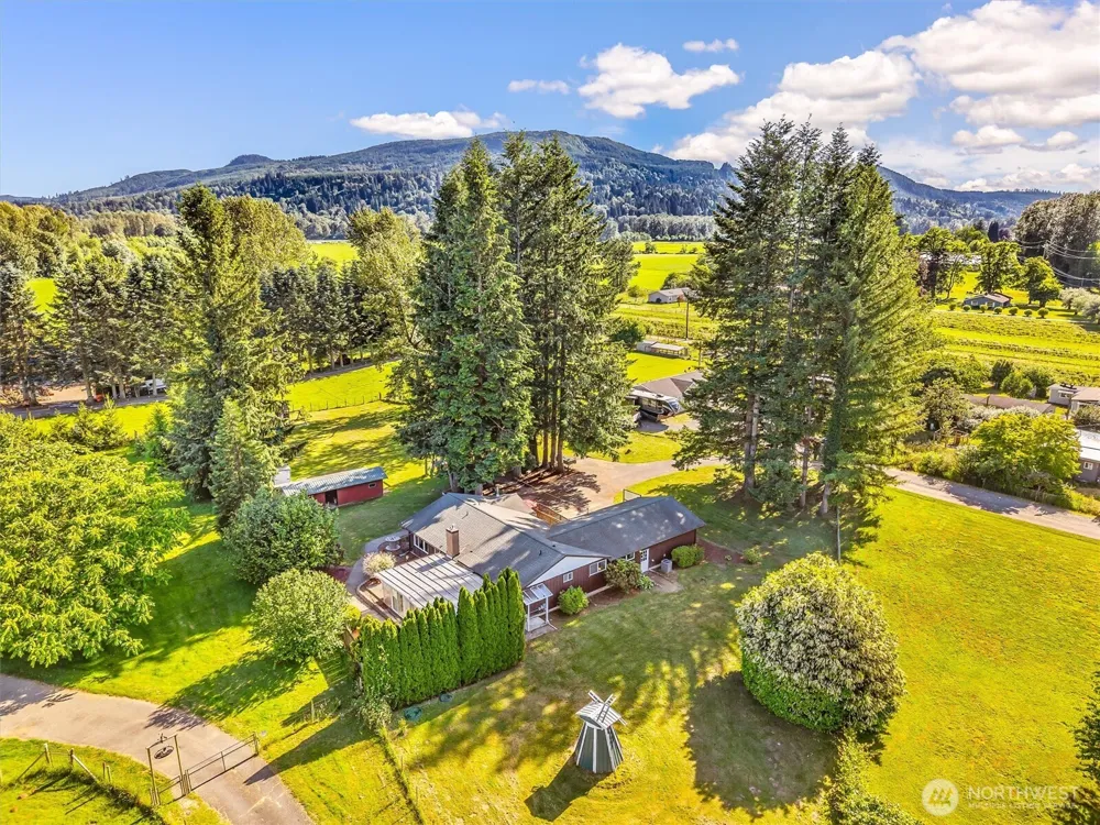 28802 Fern Bluff Road Monroe, WA 98272