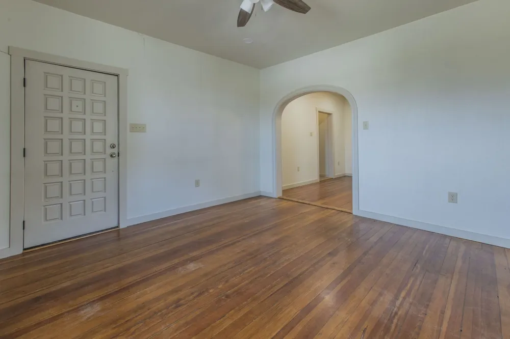1200 4th Street Waco, TX 76707