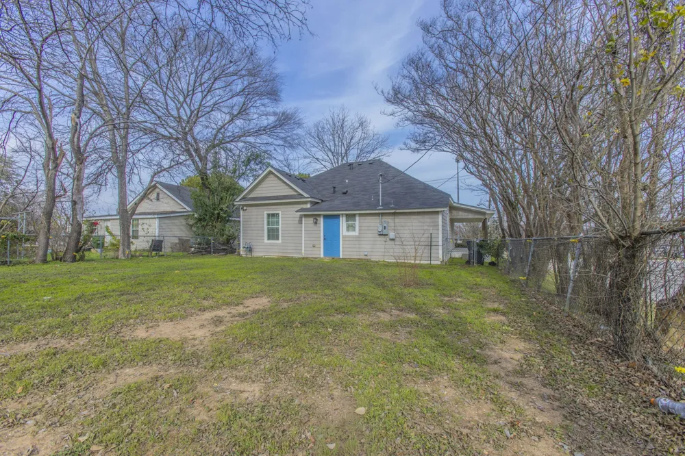 1200 4th Street Waco, TX 76707