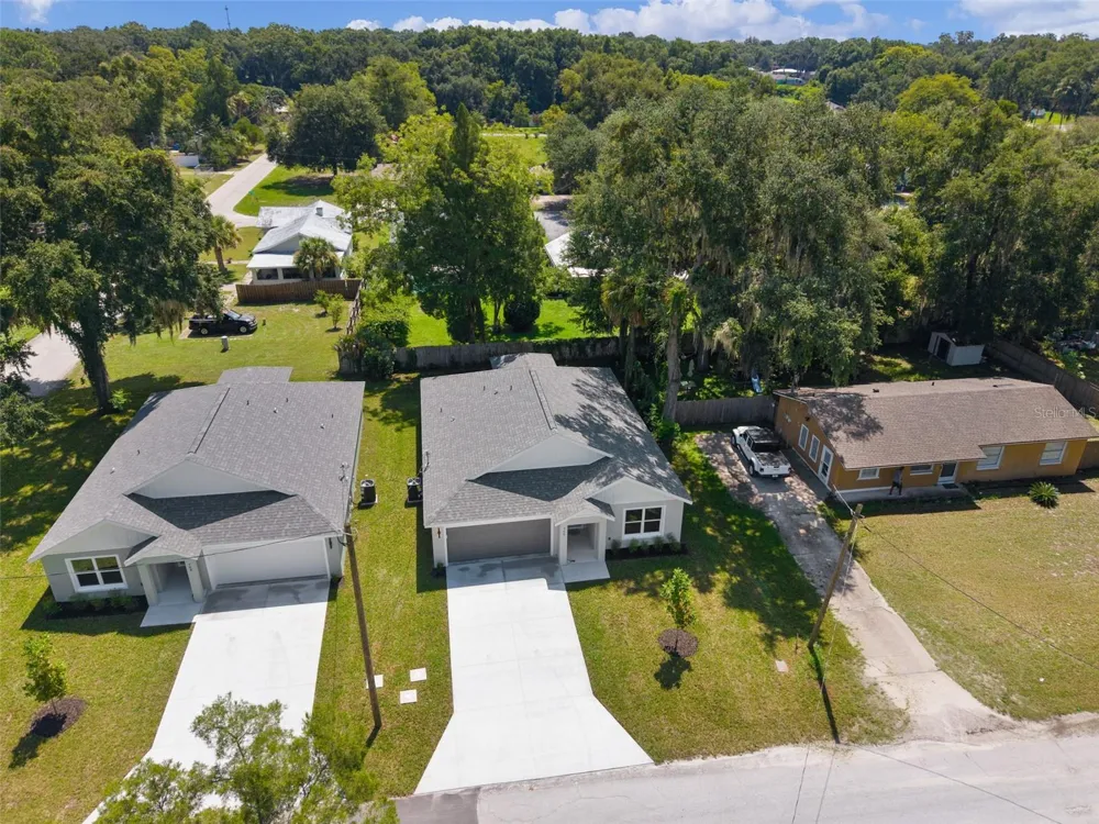 740 POWELL STREET Wildwood, FL 34785