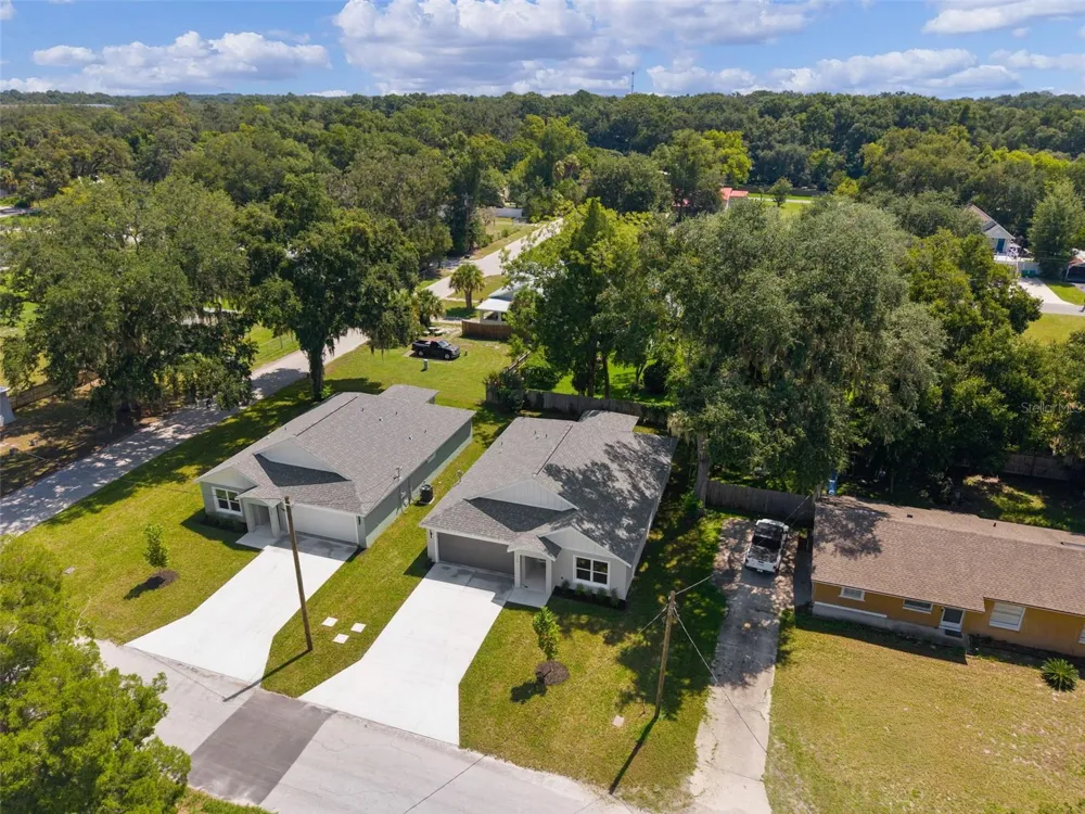 740 POWELL STREET Wildwood, FL 34785