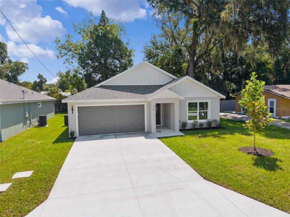 740 POWELL STREET Wildwood, FL 34785