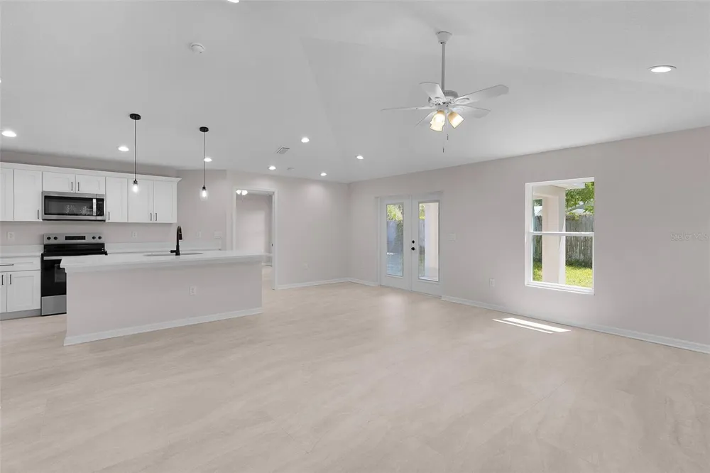 740 POWELL STREET Wildwood, FL 34785