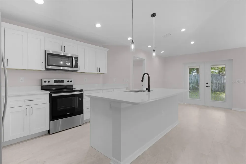 740 POWELL STREET Wildwood, FL 34785