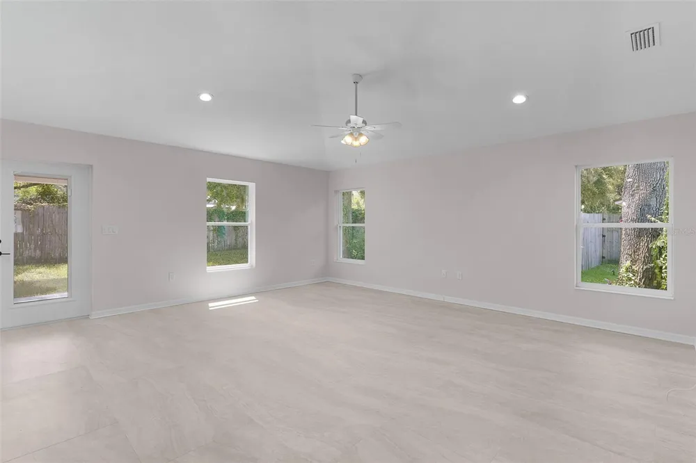740 POWELL STREET Wildwood, FL 34785
