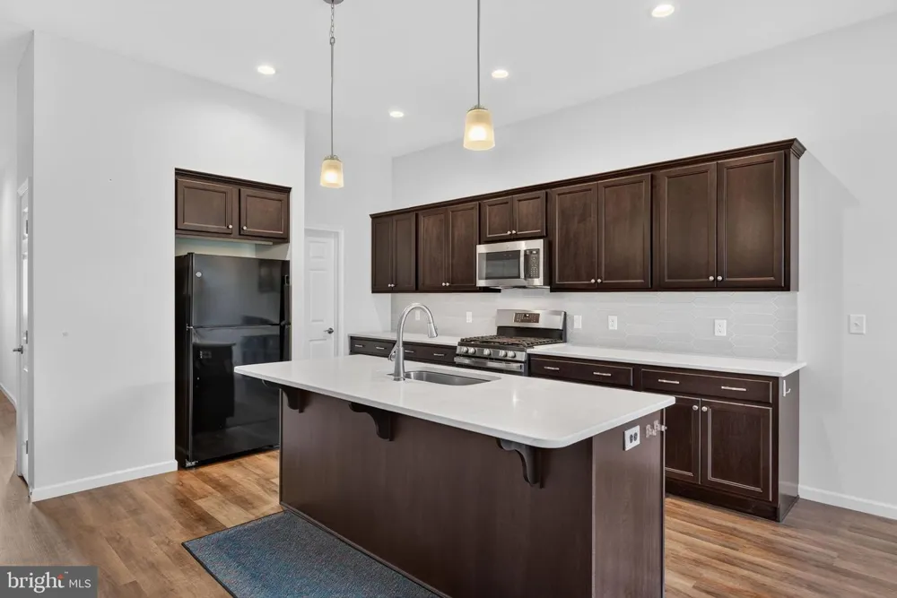 766 AURORA DRIVE Mechanicsburg, PA 17055