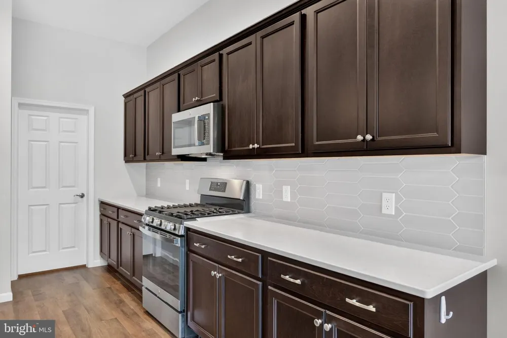 766 AURORA DRIVE Mechanicsburg, PA 17055