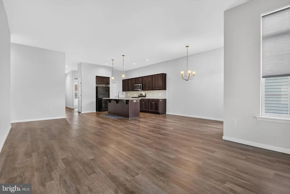 766 AURORA DRIVE Mechanicsburg, PA 17055