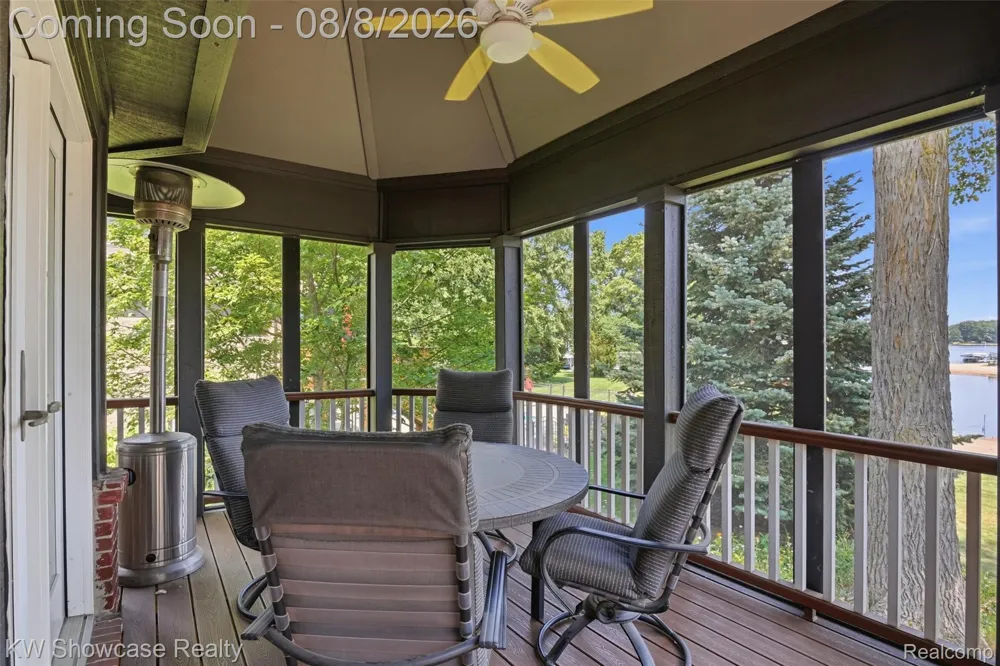 2916 Vero Drive Highland Charter Township, MI 48356
