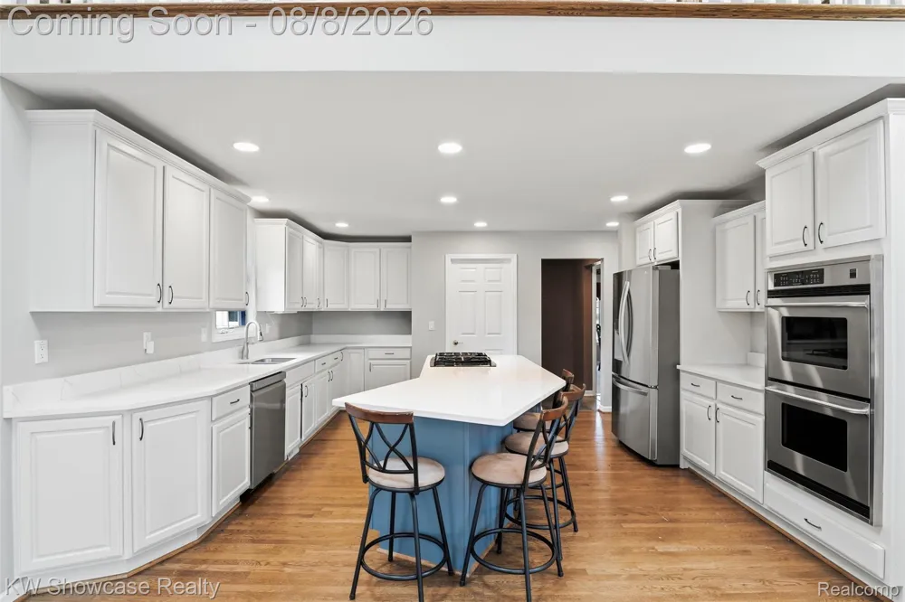 2916 Vero Drive Highland Charter Township, MI 48356