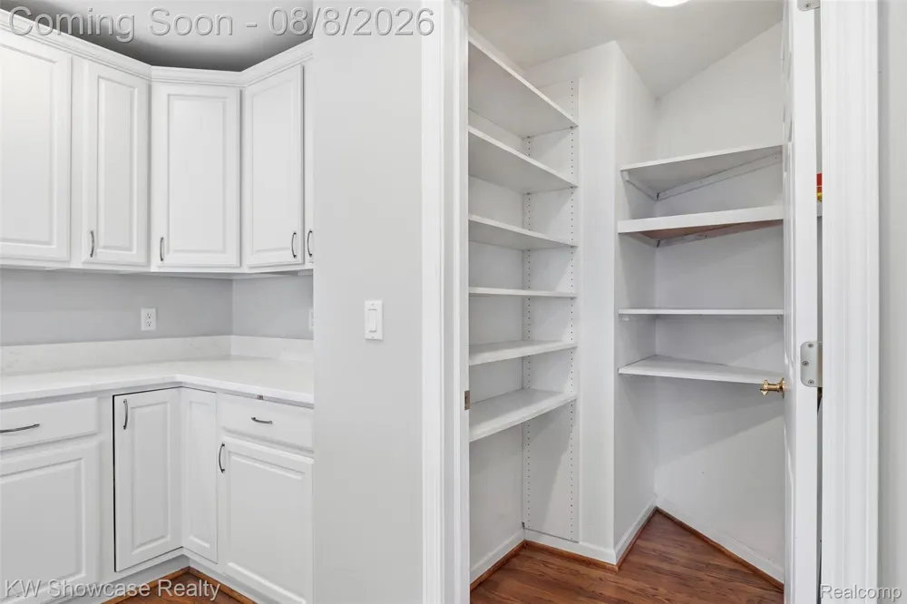 2916 Vero Drive Highland Charter Township, MI 48356