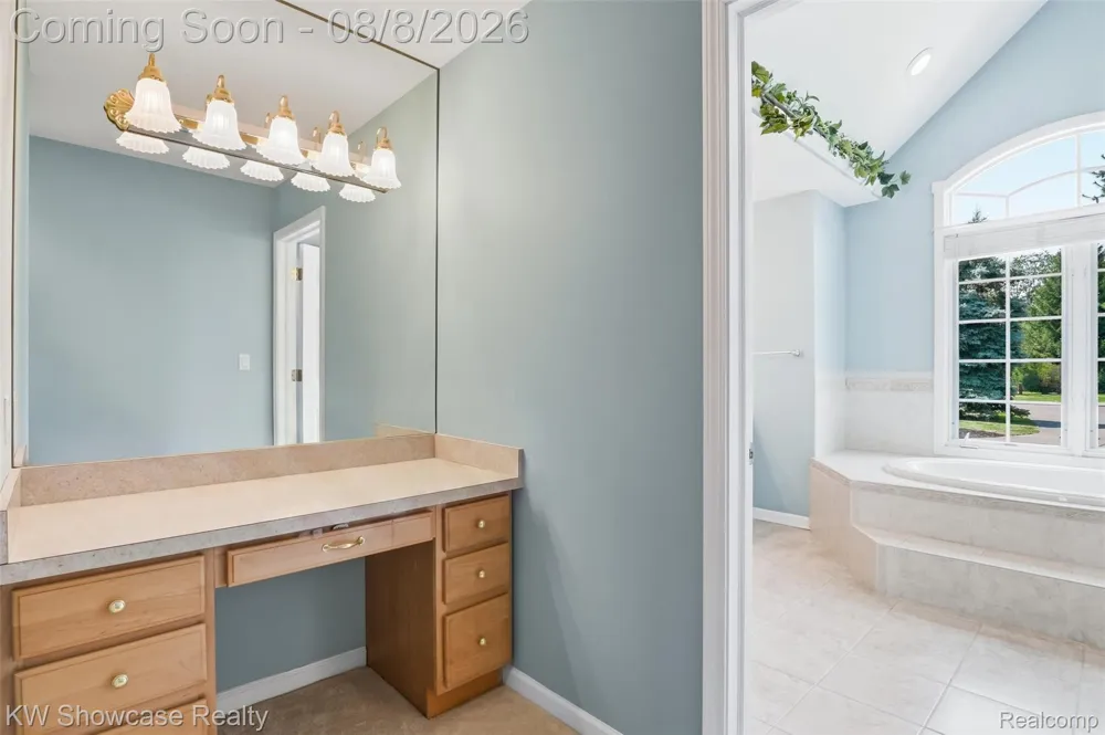 2916 Vero Drive Highland Charter Township, MI 48356