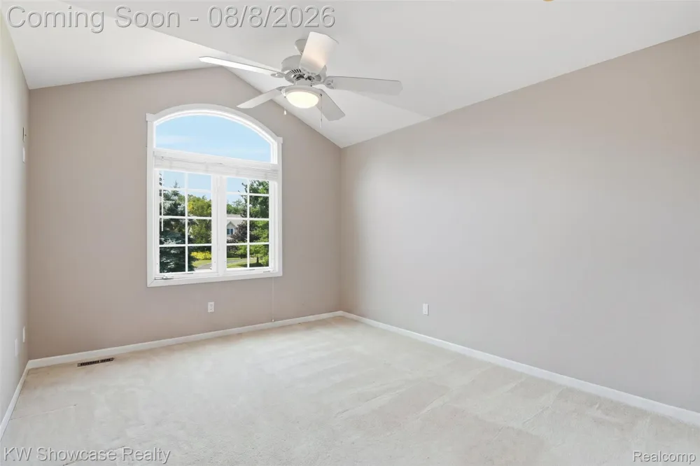 2916 Vero Drive Highland Charter Township, MI 48356