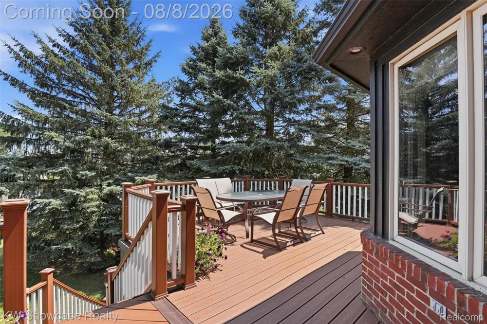2916 Vero Drive Highland Charter Township, MI 48356