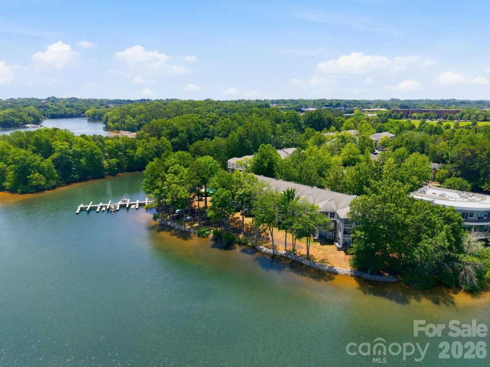 915 Northeast Drive #4 Davidson, NC 28036