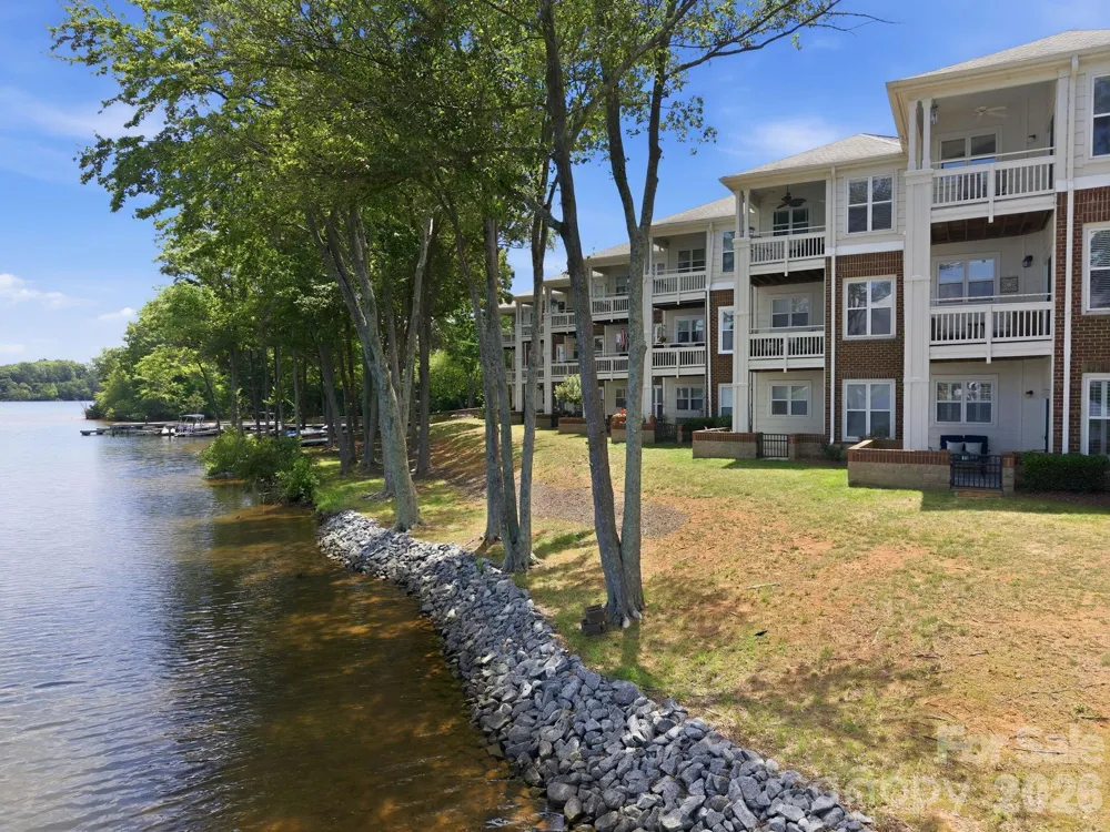 915 Northeast Drive #4 Davidson, NC 28036