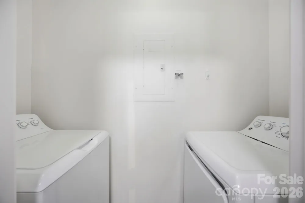 915 Northeast Drive #4 Davidson, NC 28036