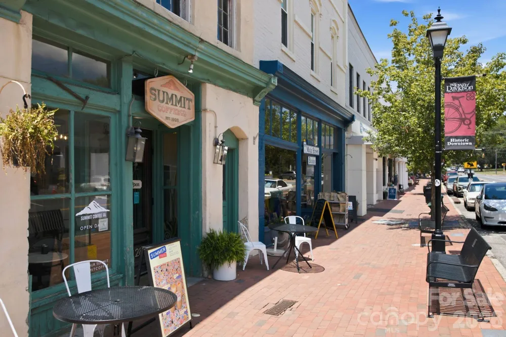915 Northeast Drive #4 Davidson, NC 28036