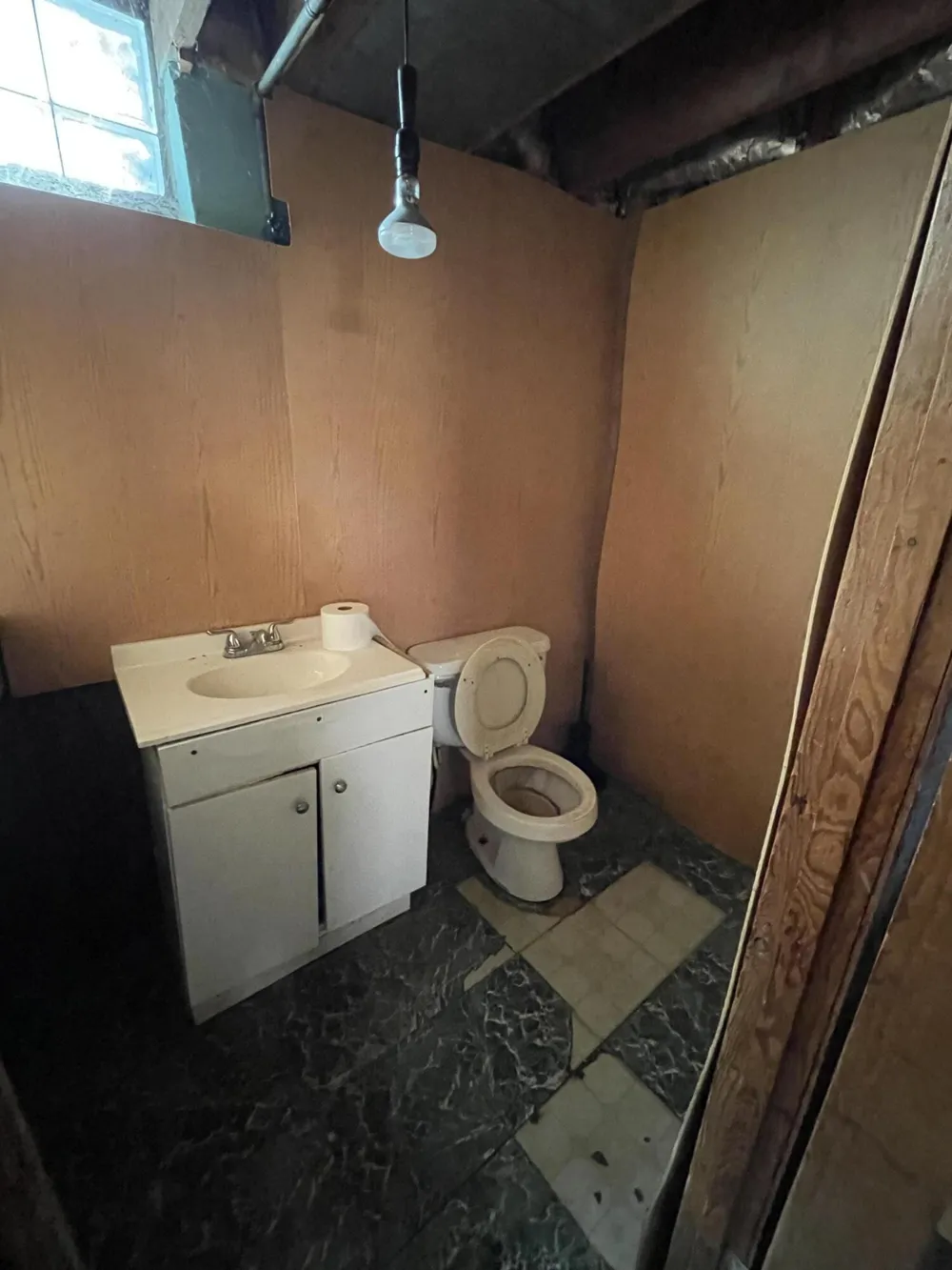 16512 Tacoma Street Detroit, MI 48205