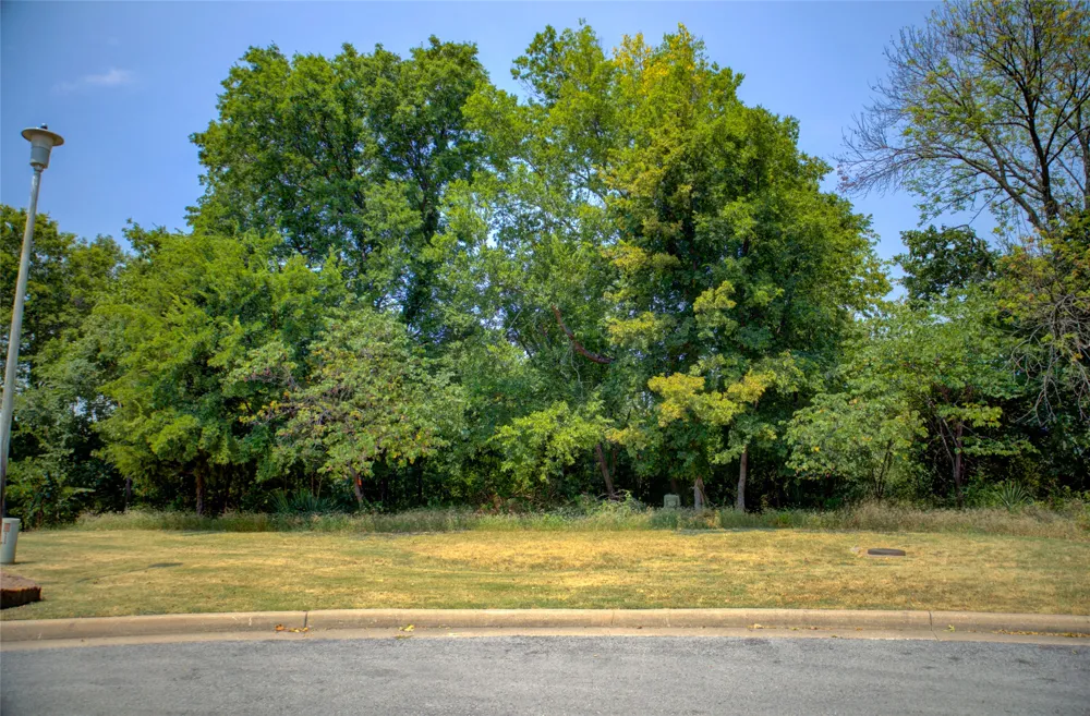 12112 S 18th Court Jenks, OK 74037