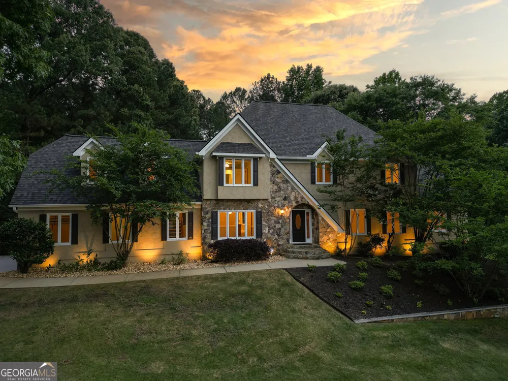324 Chimney Sweep CIR Peachtree City, GA 30269
