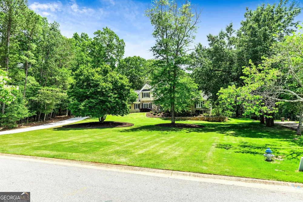 324 Chimney Sweep CIR Peachtree City, GA 30269