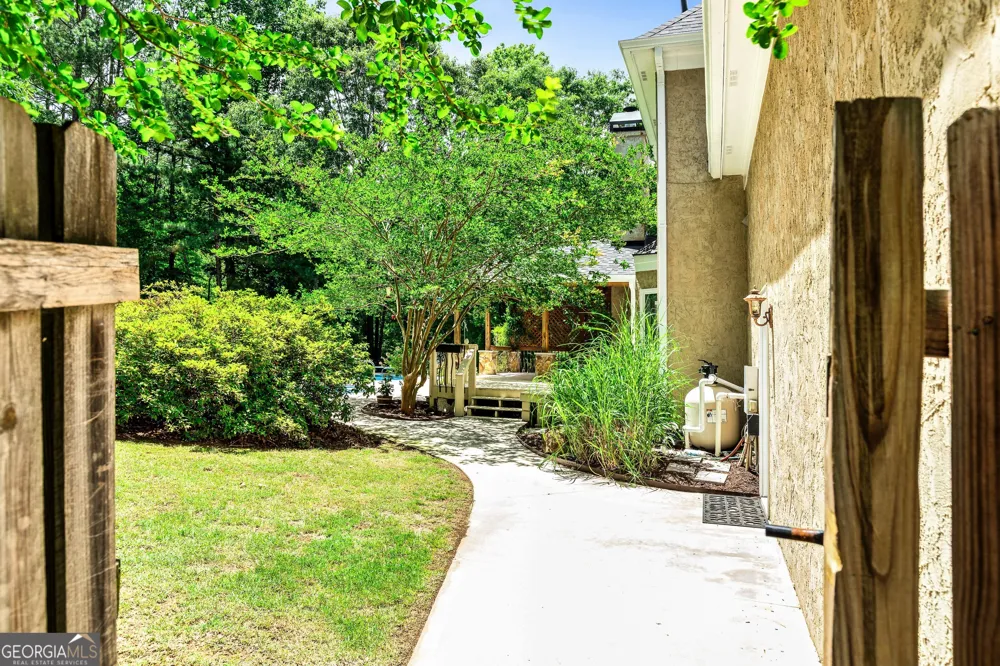 324 Chimney Sweep CIR Peachtree City, GA 30269