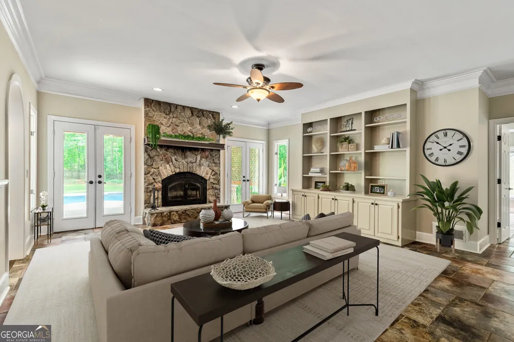 324 Chimney Sweep CIR Peachtree City, GA 30269