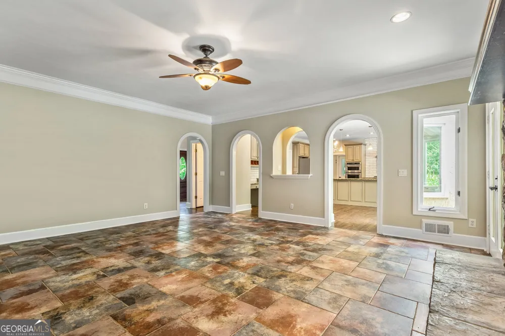 324 Chimney Sweep CIR Peachtree City, GA 30269