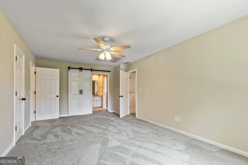 324 Chimney Sweep CIR Peachtree City, GA 30269