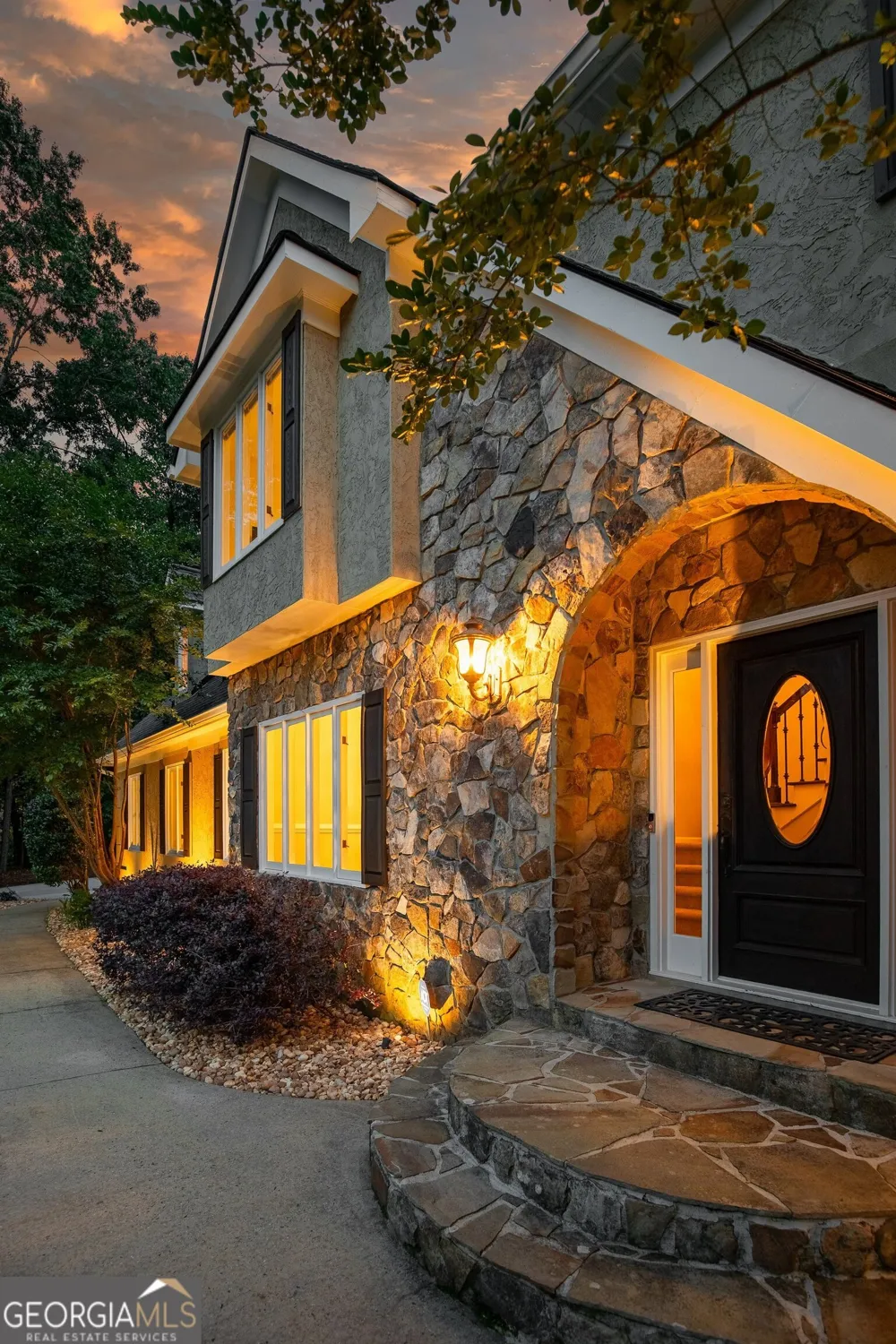 324 Chimney Sweep CIR Peachtree City, GA 30269