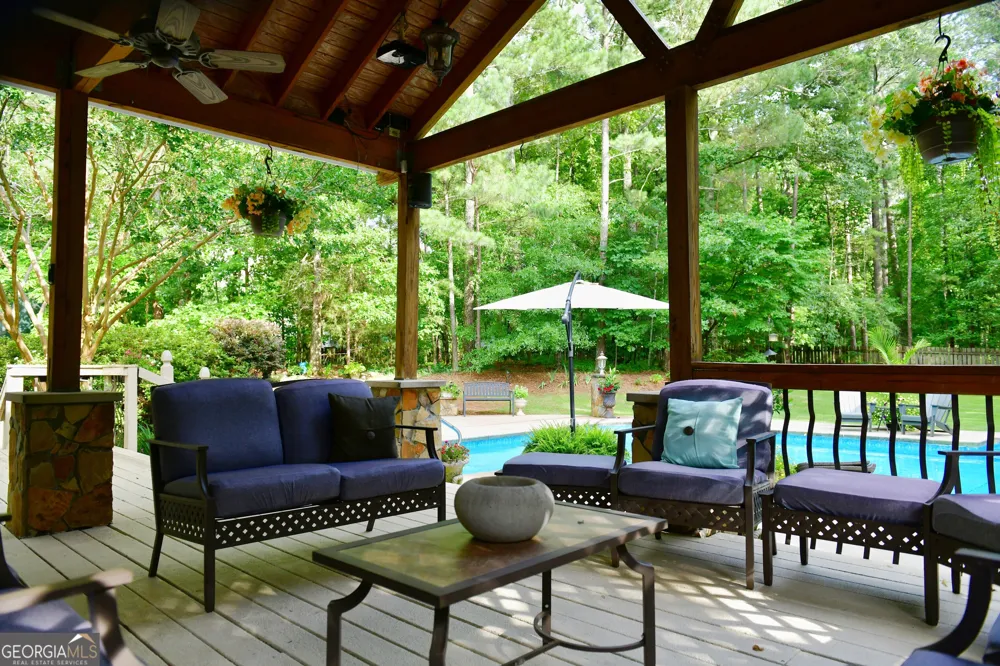 324 Chimney Sweep CIR Peachtree City, GA 30269