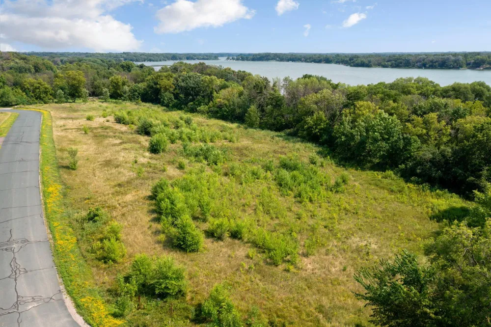 6900 Nyle Court Greenfield, MN 55373