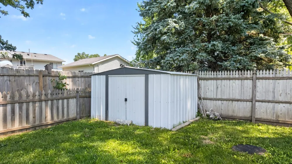 913 2nd Street NW Byron, MN 55920