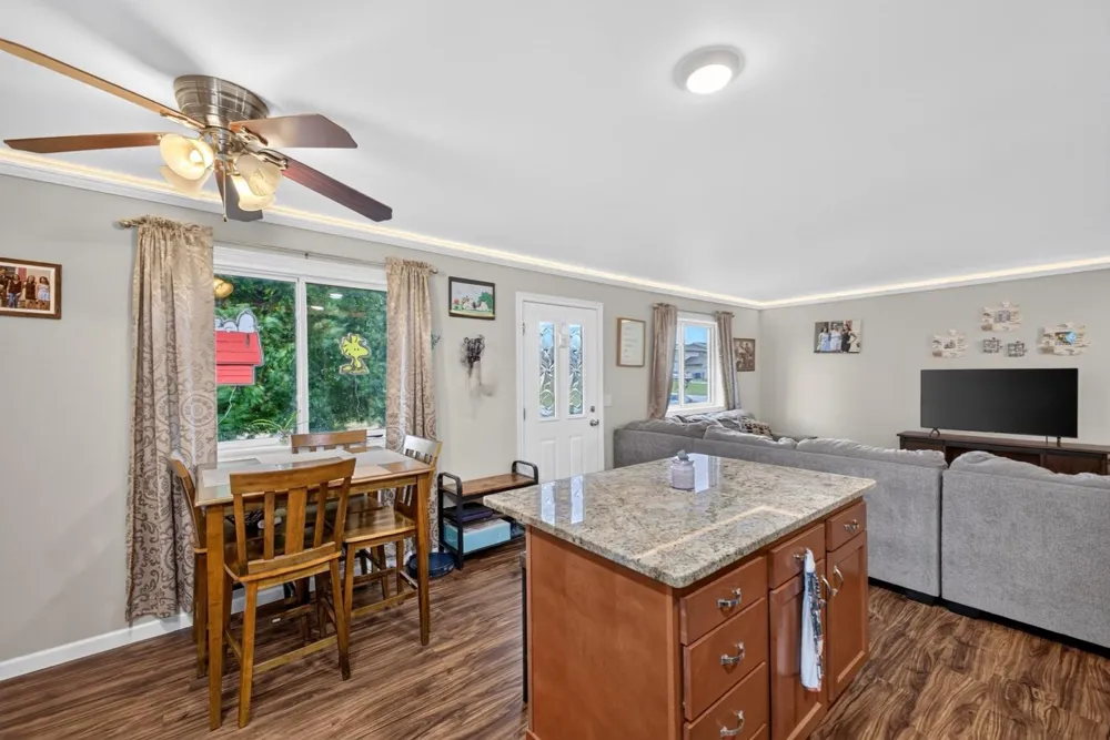 913 2nd Street NW Byron, MN 55920