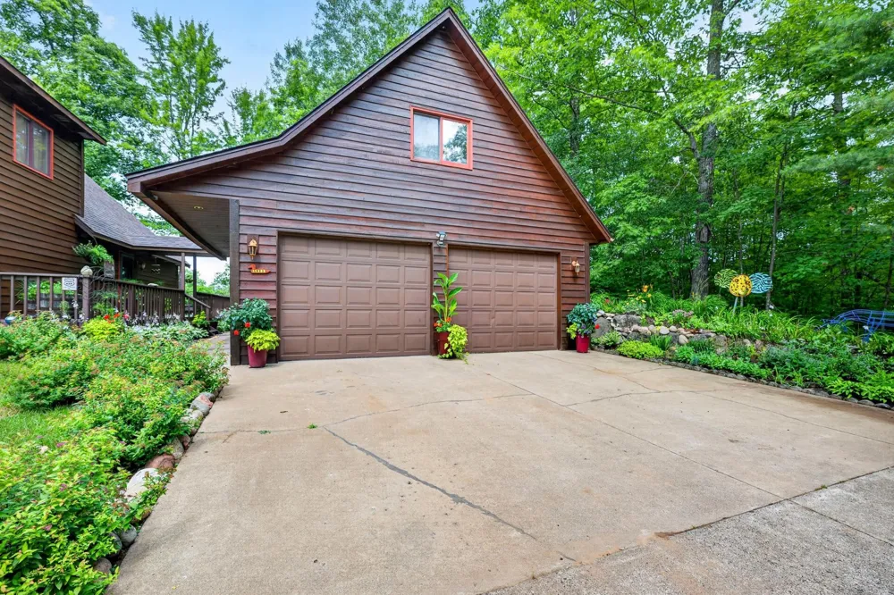 11288 W Quail Lane Hayward, WI 54843