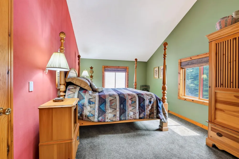 11288 W Quail Lane Hayward, WI 54843