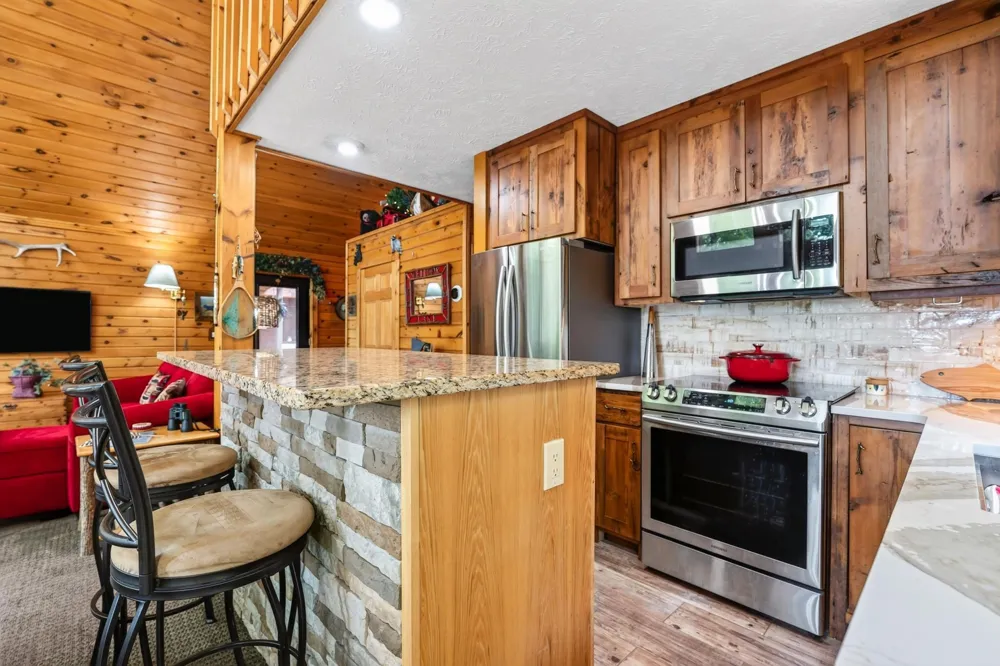 11288 W Quail Lane Hayward, WI 54843