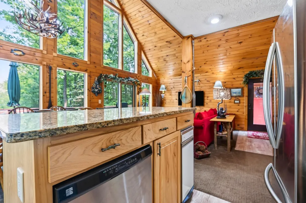 11288 W Quail Lane Hayward, WI 54843