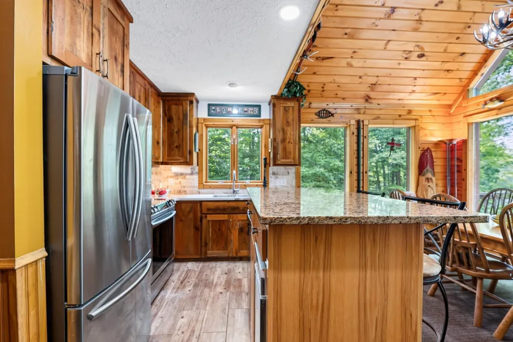 11288 W Quail Lane Hayward, WI 54843