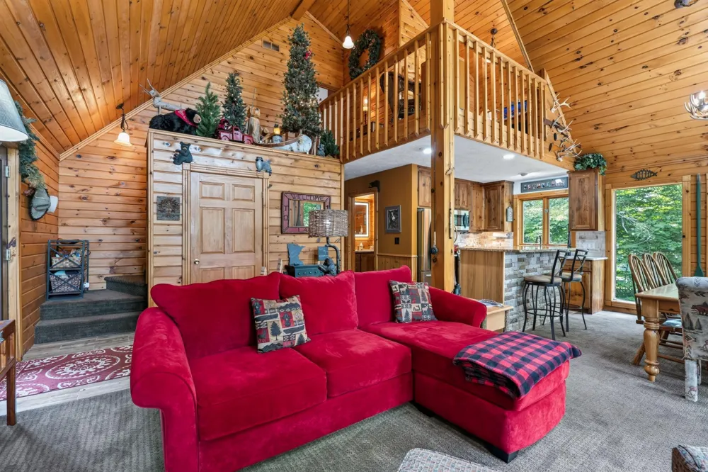 11288 W Quail Lane Hayward, WI 54843