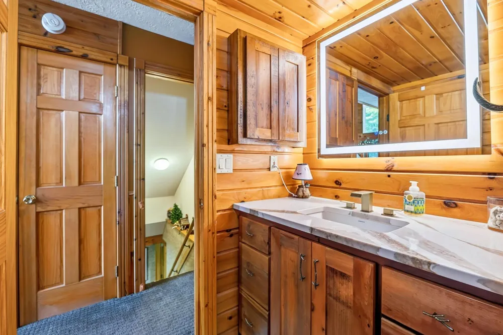 11288 W Quail Lane Hayward, WI 54843