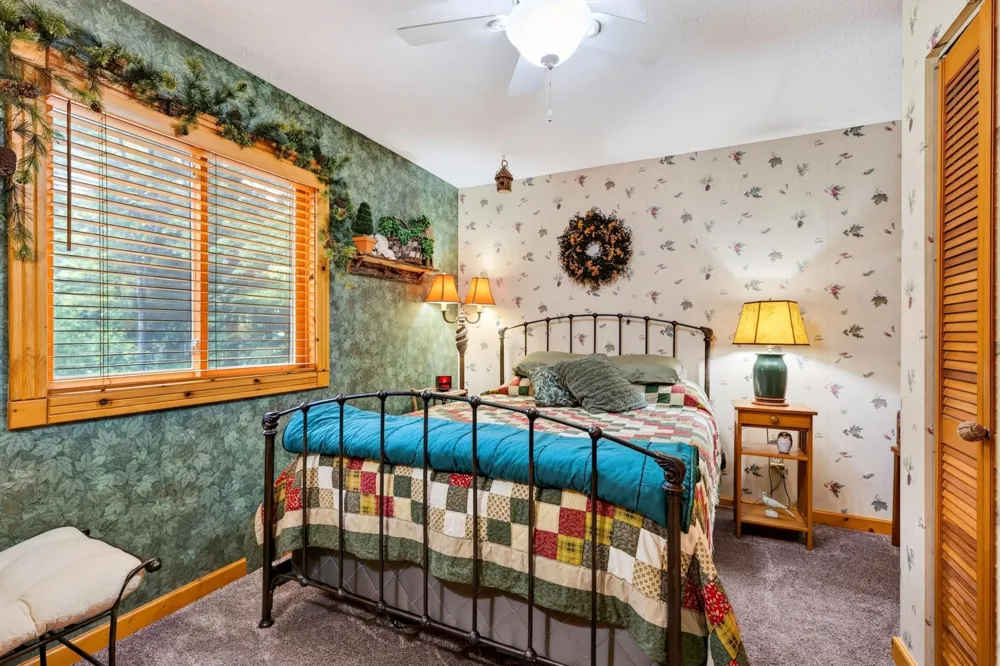 11288 W Quail Lane Hayward, WI 54843