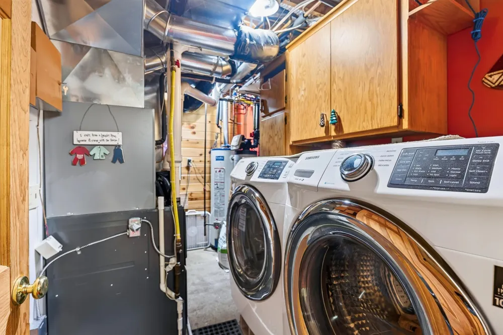 11288 W Quail Lane Hayward, WI 54843