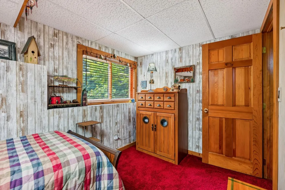 11288 W Quail Lane Hayward, WI 54843