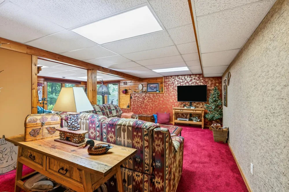 11288 W Quail Lane Hayward, WI 54843
