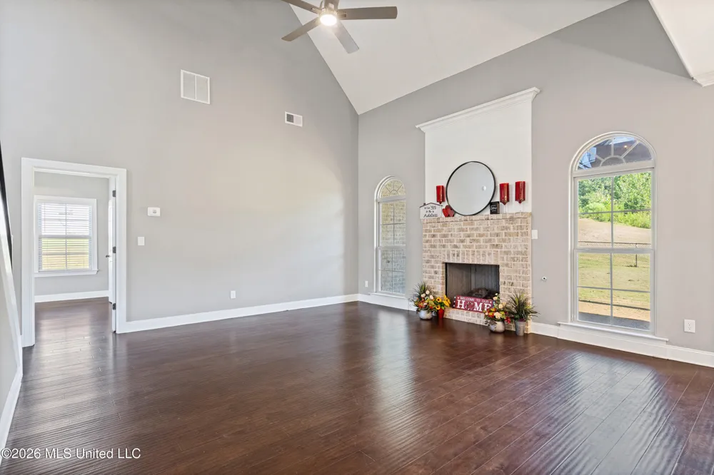 224 Poplar Lane Holly Springs, MS 38635